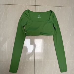 Trendy Green Long Sleeve Crop Top